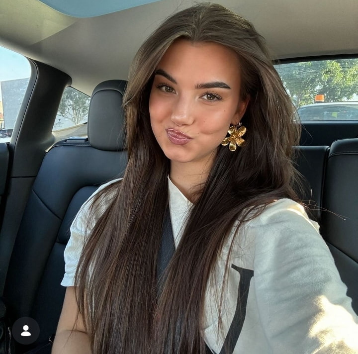 SJ Bleau Biography: Back Story, Family, Ancestry, Husband, Children, Net Worth