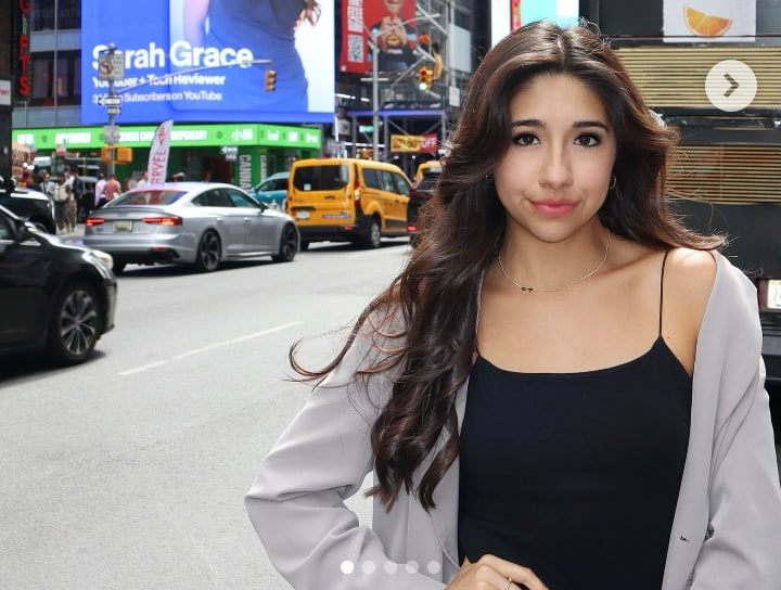 Is Sarah Grace Still Dating Joe? Biography: Family, Boyfriend, Net Worth