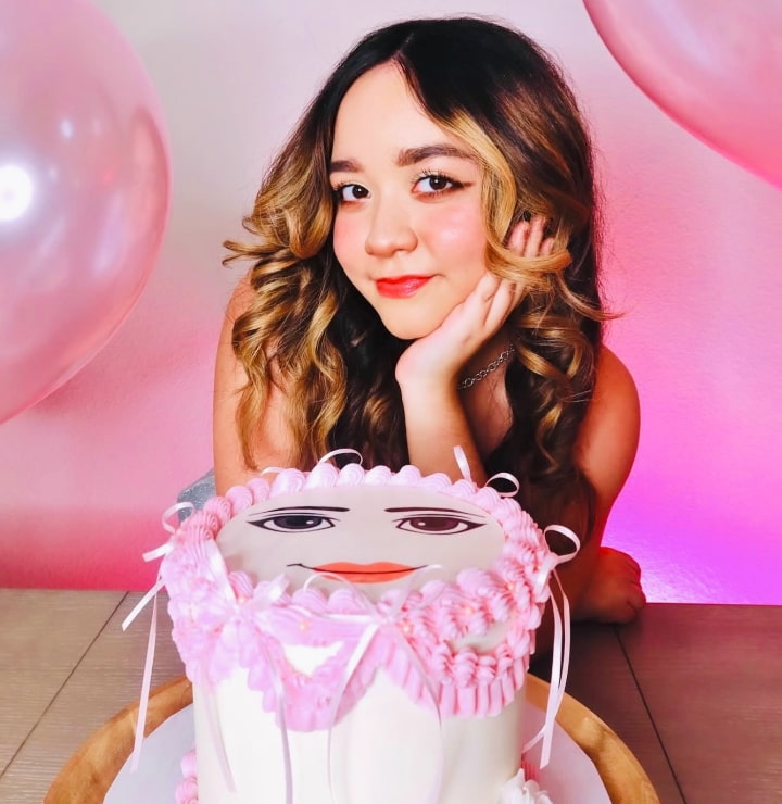 Is IBella Dating Booshot? Biography: Family, Ancestry, Boyfriend, Net Worth