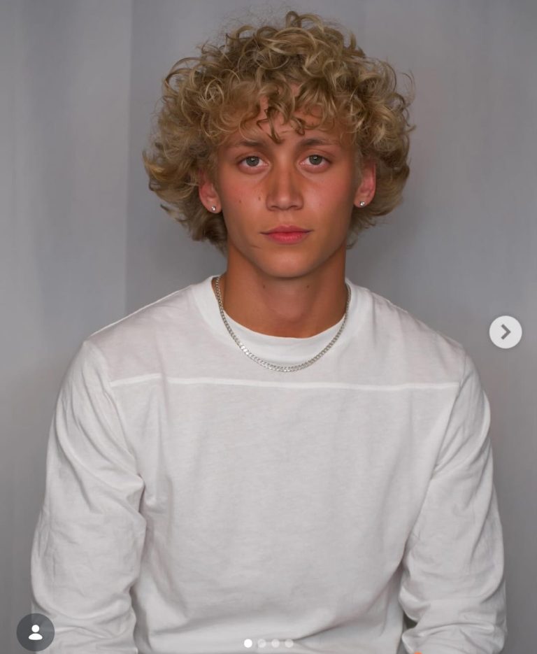 Is Izaiah Schmidt still Dating Gianna? Biography, Age: Family, Ethnicity, Girlfriend, Height, Net Worth