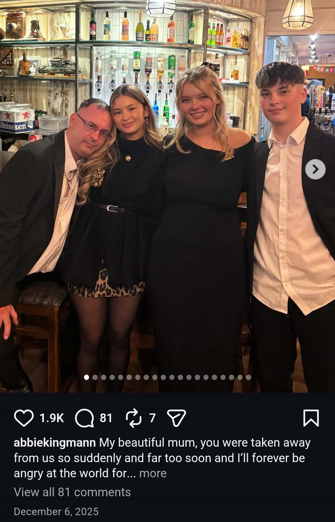 Image - Abbie Kingman, is pictured with her family, including her dad, her older sister, Shan, and younger brother, Zack, as reshared when she shared the news about her mother's death, back in December 2025.