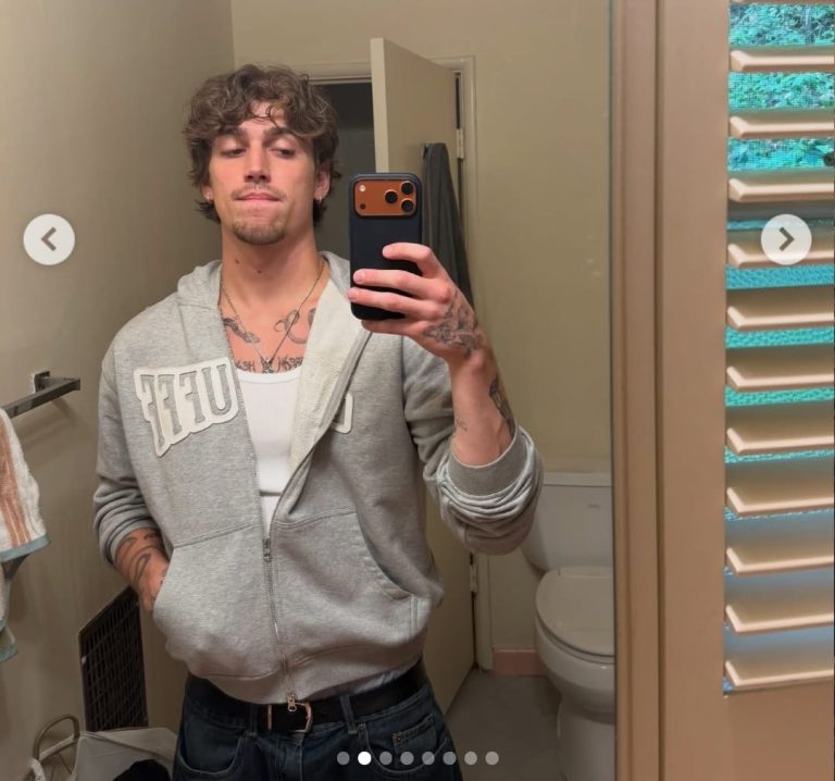 Vinnie Hacker Back Story: Biography, Age, Parents, Siblings, Family, Ethnicity, Girlfriend, Height, Net Worth