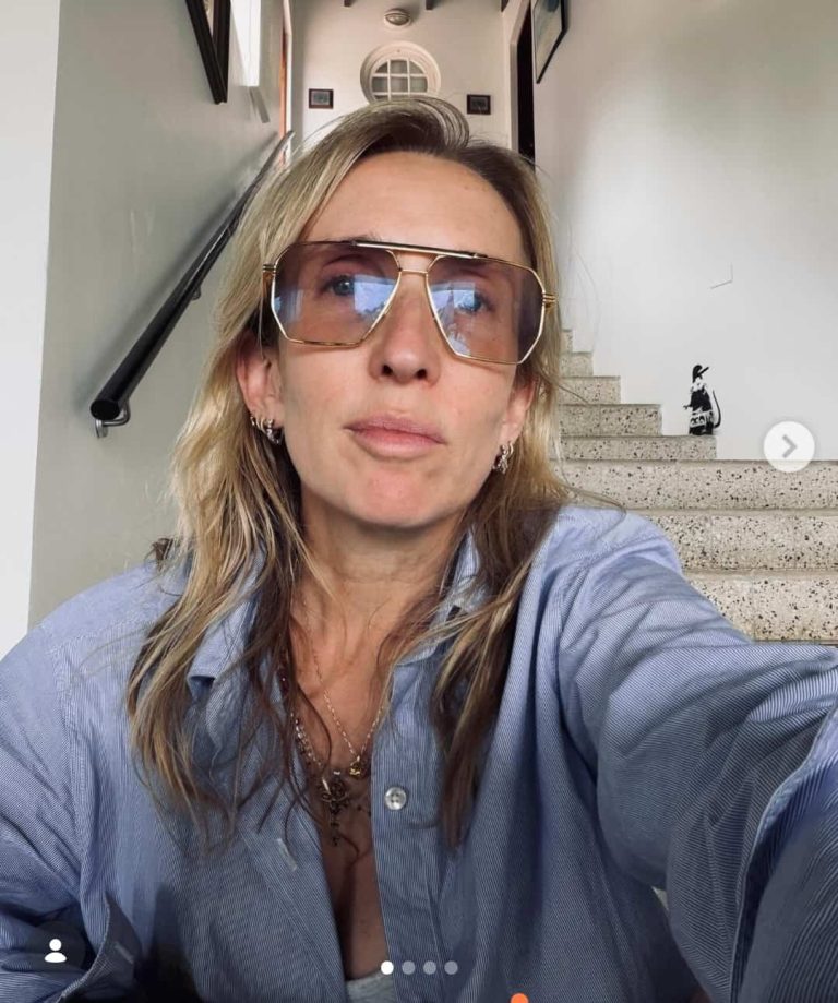 Sam Taylor-Johnson Back Story: Biography, Age, Parents, Siblings, Ex-husband, Family, Ethnicity, Kids, Husband, Height, Net Worth